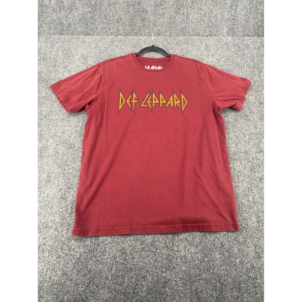 Def Leppard Graphic T-Shirt Mens Large L Maroon Red Cotton Blend Band Rock Tee
